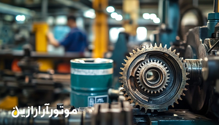 چرخ دنده ماشین آلات صنعتی به همراه روانکار صنعتی