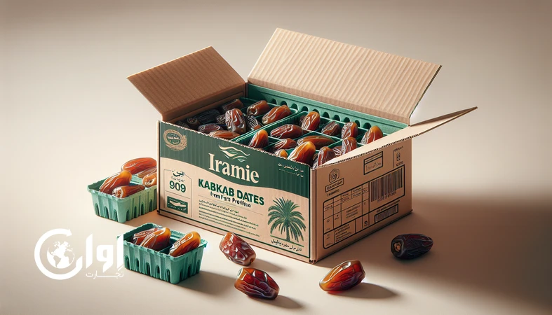 خرمای کبکاب فارس در کنار کارتن مقوایی صادراتی با بسته‌بندی حرفه‌ای برای بازارهای جهانی